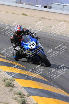 media/Nov-05-2022-SoCal Trackdays (Sat) [[f8d9b725ab]]/Turn 15 Inside (145pm)/